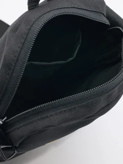 3 Streifen Essentials kleine Tasche