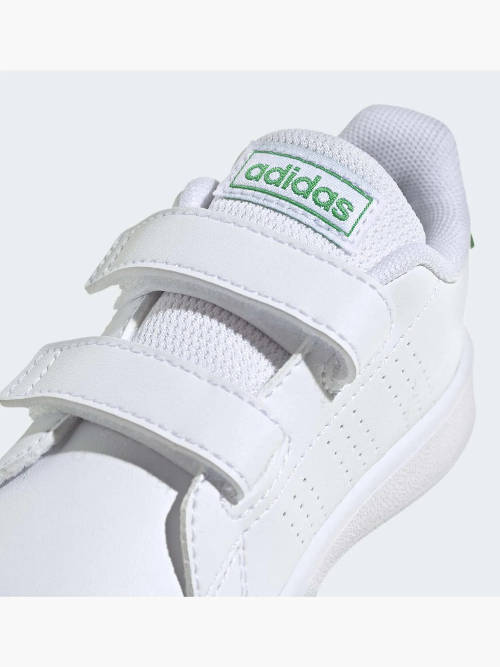 Advantage Lifestyle Court Two Hook-and-Loop Schuh