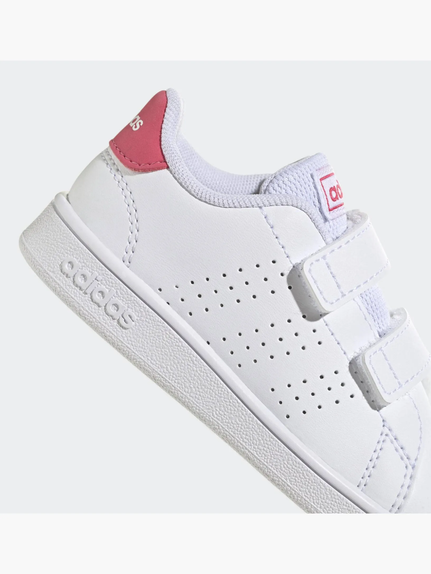 Advantage Lifestyle Court Two Hook-and-Loop Schuh