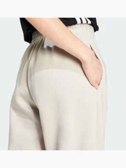 Essentials Contemporary Logo Barrel Hose