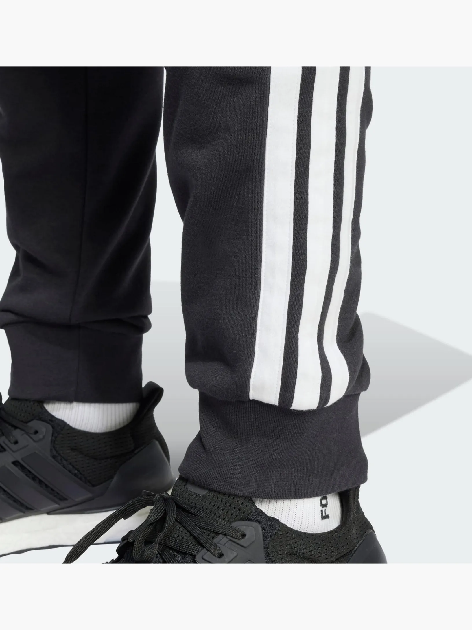 Essentials 3-Streifen French Terry Hose