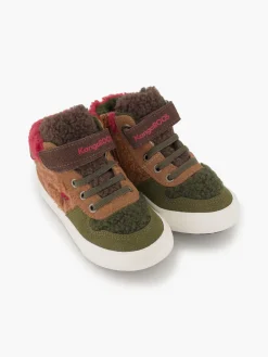 Hoher Sneaker