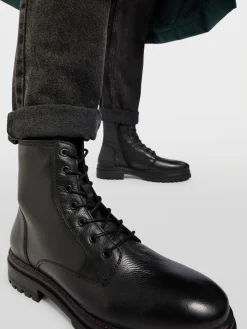 Leder Schnürboots