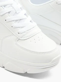 Platform Sneaker