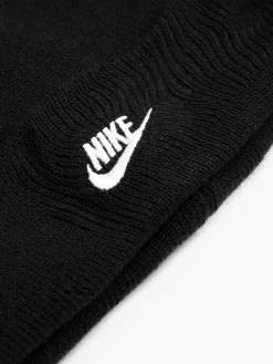 Set aus Handschuhen und Mütze