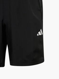 Train Essentials Woven Shorts